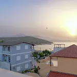 Hotel Veliaj