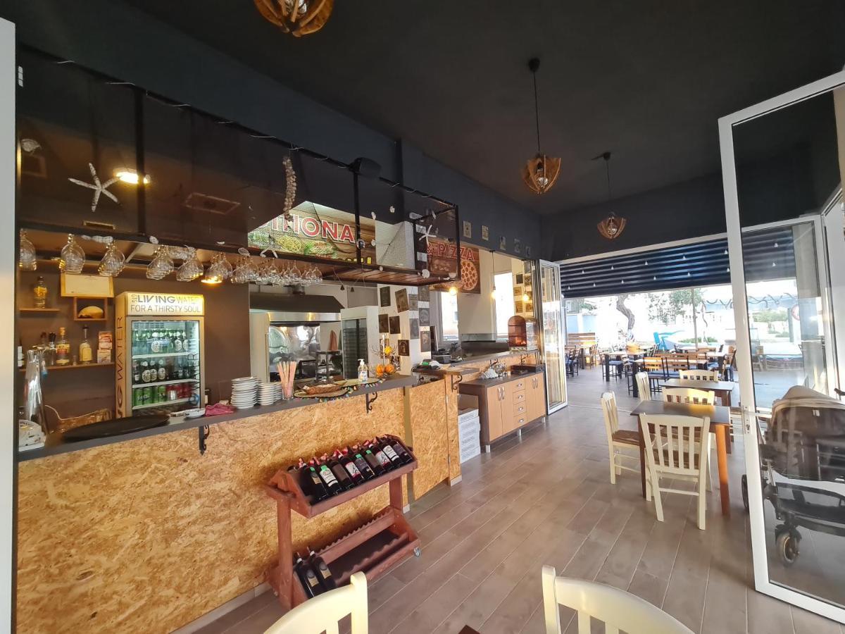 Veliaj Hotel 3*